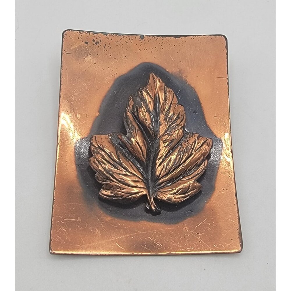 Vintage Copper Maple Leaf Pin Brooch 3D‎ Raised Leaf on Square Back